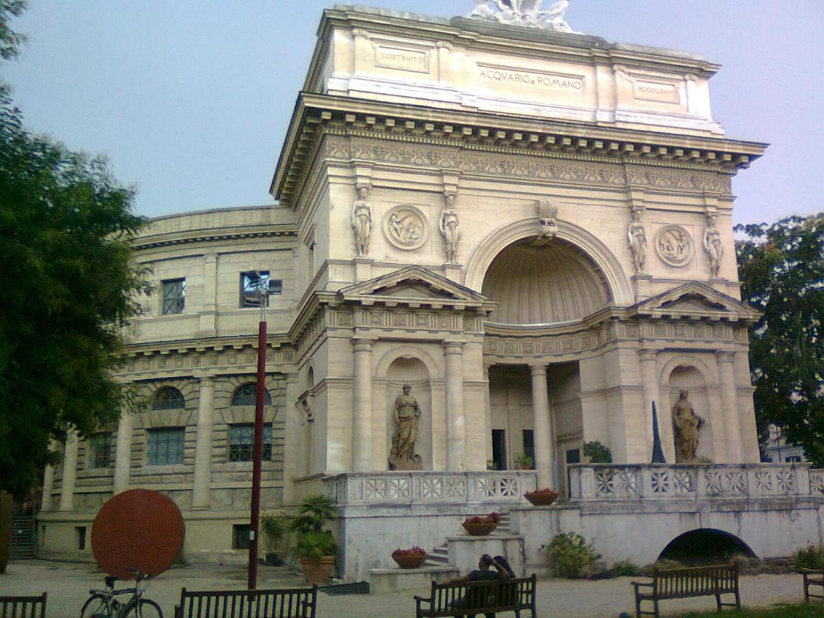 Room With Independent Entrance - Termini/Aquarium Roma Ngoại thất bức ảnh